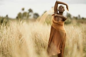 Seasonal Transitions: Mastering Style Across Changing Landscapes