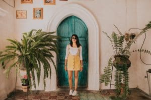 Colors That Speak: Emotional Narratives in Fashion Design