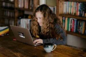 Why Lifelong Learning is the Key to Professional Adaptability