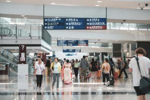 Navigating Cultural Etiquette: Essential Communication Skills for Global Travelers